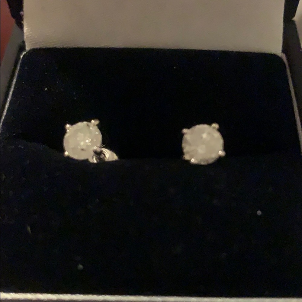 Natural 1.16 CTTW Diamond Studs